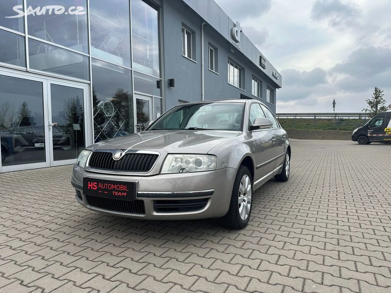 Škoda Superb, 2,0i 85kW